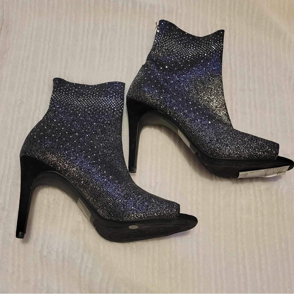 I.N.C. BOOTIES